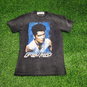 Bruno-Mars Moonshine Shirt Womens Small 17x25 Black Portrait